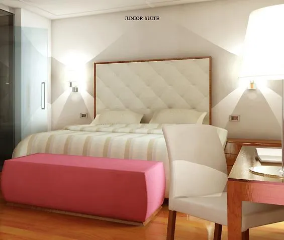 Hotel La Favorita Mantoue 4*,
